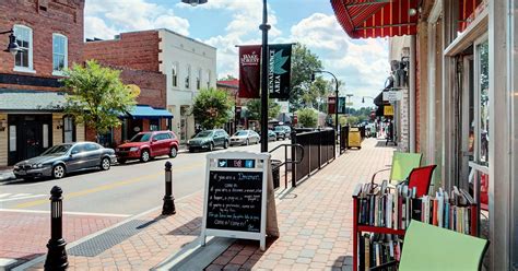 Downtown wake forest - In this episode of My Tar Heel Adventures, we explored historic downtown, Wake Forest North Carolina. A charming small town with an abundance of friendly fac...